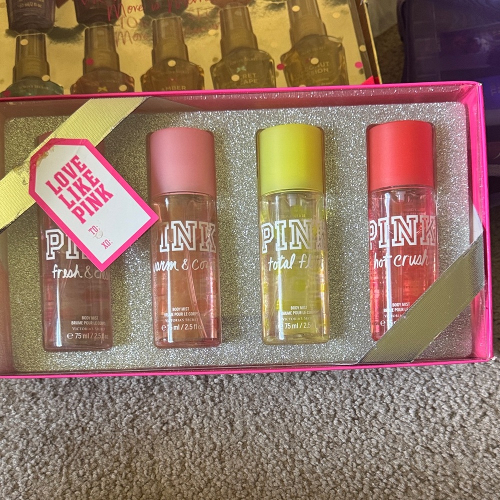 Rare Victoria’s Secret pink body mist gift set 4 sprays discontinued